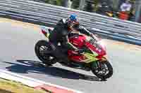 brands-hatch-photographs;brands-no-limits-trackday;cadwell-trackday-photographs;enduro-digital-images;event-digital-images;eventdigitalimages;no-limits-trackdays;peter-wileman-photography;racing-digital-images;trackday-digital-images;trackday-photos
